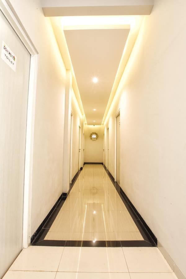 Dom Hotel Jogja Ngaglik Exterior foto
